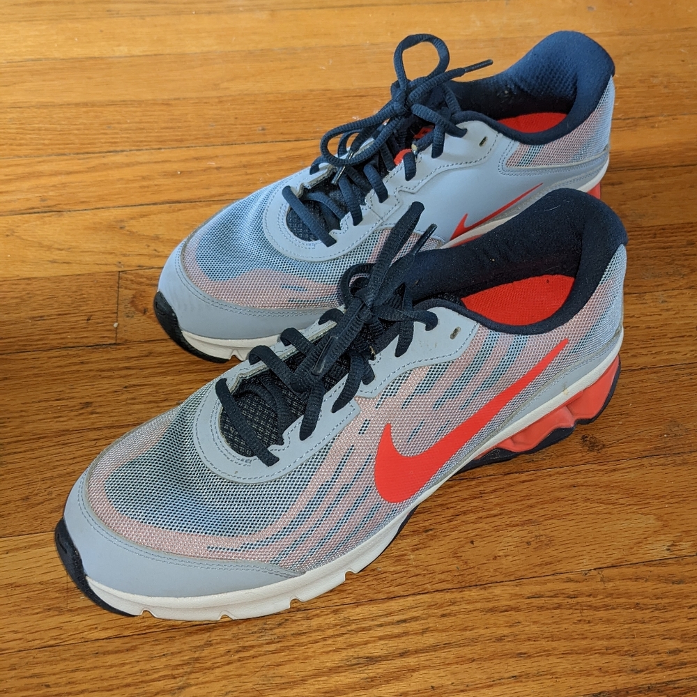 Nike Reax Run 9 Lilac and Pink Tennis Shoes